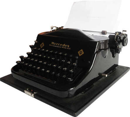 [Коллекция В.Г. Лидина]. Печатная машинка «Mercedes. Superba». 1936.